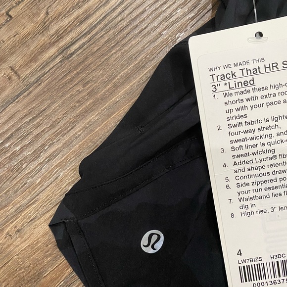 lululemon | track that HR camo shorts 4 - Picture 4 of 4